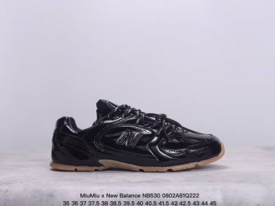 miumiu缪缪 X New Balance Nb530 情侣款 休闲 运动鞋 阿甘鞋 德训鞋 原版开发 经典nb530运动鞋中汲取灵感推出了自己的迭代版本53