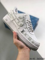 真标带半码！ 耐克nike Air Force 1 Low 空军一号 Lv联名 低帮百搭休闲运动板鞋 柔软、弹性十足的缓震性能和出色的中底设计，横跨复古与现代的
