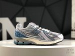 Nb New Balance M1906 Nb宝藏老爹鞋款，复古元素叠加，质感超级棒，楦版型材料细节做工精细，货如实拍图 作为Nb最经典的档案鞋型之一，与200