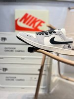 公司级头层皮斯图西 X 乔丹Air Jordan 1 Low Aj1低帮系列篮球鞋 官方同步配色 原装级产物 #拒绝公底 立体鞋型 细节完美 高清洁度Xx331