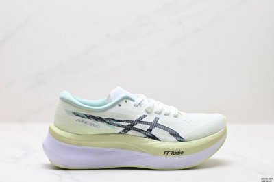 公司级asics 亚瑟士magic Speed 4稳定跑鞋鞋面采用双层提花网面设计，提高包裹性和透气性，后跟搭载稳定系统科技t-Gel提升整体支撑力和结构感，减