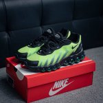 250 核心私 Nike Air Max Dn8 耐克气垫 缓震 耐磨运动鞋 鞋身材质均选择皮革 织物 麂皮多种材质覆盖 保证质感的前提下 层次感也相当不错 带