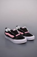 180 Vans Knu Skool 元气黑莓 面包鞋 舒适时尚防滑耐磨低帮休闲板鞋 货号：Vn0009Qc6Bt1 尺码：35 36 36.5 37 38
