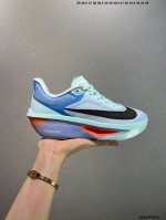 公司级Nk Zoomx Invincible Run Flyknit Fk6 Zoom Fly 6轻量飞织低帮休闲运动慢跑鞋 此鞋专为长跑运动员而生 是为5至1