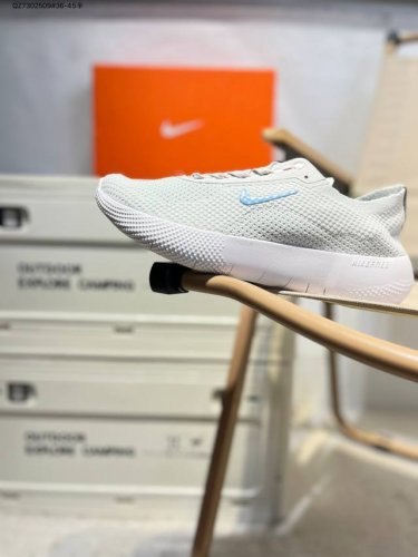 nike Free 2025 耐克新款飞织面 透气缓震运动跑鞋 官方同步出货 飞织鞋面提供出色的弹性和支撑力鞋底融入凹槽设计 塑就柔韧灵活性 令运动自由无拘加厚