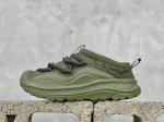 Hoka One One Ora Primo 内里薄绒 秋冬季保暖半拖 实拍首发 这款鞋无论从脚感上 设计上都是当 顶流 极具穿搭属性 时尚感很足 外型设计相当