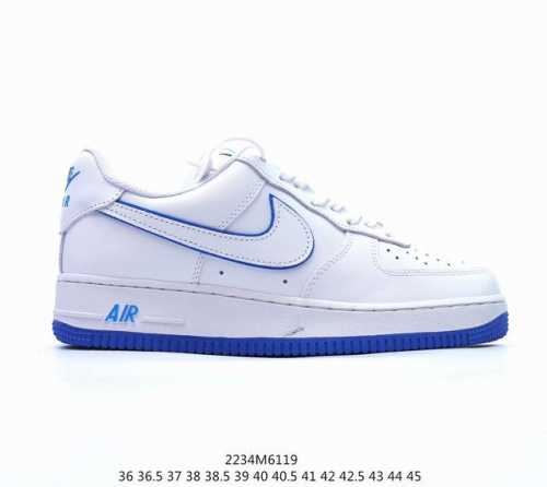 耐克nike Air Force 1 Low 空军一号低帮百搭休闲运动板鞋。柔软、弹性十足的缓震性能和出色的中底设计，横跨复古与现代的外型结合，造就出风靡全球三