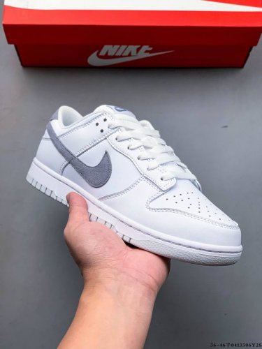 Nike Dunk Sb Low耐克 低帮滑板鞋 纯原生产线！头层带芯片！打造市面Dunk Sb系列标杆！ 全套原厂纸板，原楦头，唯一越南进口贝利皮！一切遵循公