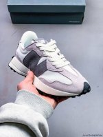 New Balance Ms327系列复古休闲运动慢跑鞋 原鞋打版 细节完美 采用尼龙及猪巴革麂皮物料拼接构成#中底高弹Pu材质及满丁防滑橡胶外底上世纪 70