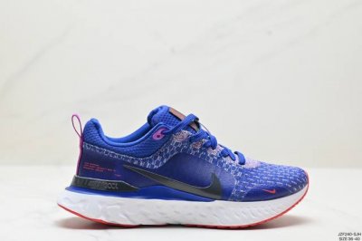 公司级w Nike Zoom React Infinity Run Fk 3 马拉松机能风格运动鞋 实拍首发 #鞋款搭载柔软泡绵，在运动中为你塑就缓震脚感。设计