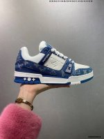 公司级路易威登 Louis Vuitton Lv路易威登板鞋 新款 Lv Trainer最新配色运动鞋 L家 篮球鞋风格运动鞋 该鞋由艺术总监 Virgil A