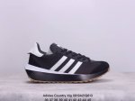 阿迪达斯 Adidas Xlg 生胶厚底 秀气大方的鞋型 气质修身。以现代设计融合复古跑步和足球风，采用锦纶和绒面革鞋面，灵感源自70年代 Country跑鞋设