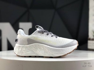 真标带半码 新百伦 New Balance 新百伦复古减震跑步鞋 织物材质鞋面 厚底**百搭老爹鞋时尚运动鞋 货号:Mtmorag3 尺码：如图所示 Ajp T