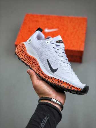 Nike Zoomx Infinity Run 4 耐克全新编织面专业缓震跑鞋 Fv2299-900 #鞋款缓震系统的设计理念借鉴了react Infinity - 点击图像关闭