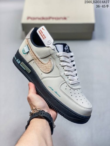 公司级耐克Nike Air Force 1 07空军一号低帮百搭休闲运动板鞋 柔软 弹性十足的缓震性能和出色的中底设计 横跨复古与现代的外型结合 造就出风靡全球