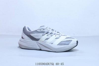 200 阿迪达斯/Adidas Lightbl Aze 户外休闲运动跑鞋 110590Aduyq 40-45