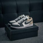 核心私 Air Jordan 1 乔丹篮球鞋男女运动鞋潮流板鞋 货号：553558 153 尺码：36 37 37.5 38 38.5 39 40 40.5 4