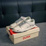 核心私 Nike Dunk 全套原楦原模倾力打造完美版型 独家原厂航空铝磨具打磨大底 鞋头坡度极致还原 无解鞋型 原盒原配 圈内天花板工艺 原厂冲刀 超高清洁度