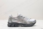 公司级Asics Gel-Nimbus 10.1 亚瑟士 复古先锋 潮流 拼接耐磨 低帮休闲跑步鞋 货号:1203A723-100 尺码:36 37 37.5