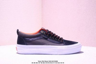 Vans Old Skool 舒适百搭 防滑减震 低帮 板鞋 男女同款 黑红印刷 颜色：低帮Os侧标黑色灰水线 货号：Vn000Ct8Bm8 尺码：35 36