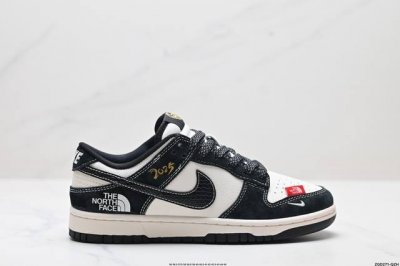 公司级nk Dunk Low Retro “Diy高端定制” 低帮休闲运动板鞋 原装头层材料 用料绝不含糊 独家版型蒸餾加工帶來的是更好的视觉和脚感体验 清洁度
