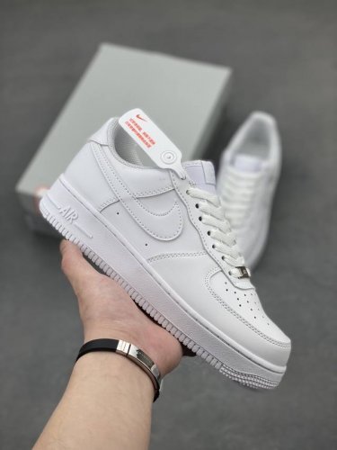 超级福利 核心放店 无敌性价比 最强销量性价比版本 Nk Air Force 1 空军全白 纯白色 客供模具、原材料，原楦头纸板 防尘纸 原厂鞋带+Rfid环扣