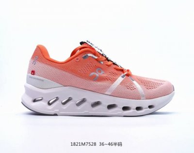 On昂跑 全新综合体能训练运动鞋cloud X 舒适乐趣跑，缓震、轻量。On昂跑 Cloudsurfer上演中底“变形计” ，打破传统格局缔造柔软脚感。On昂跑