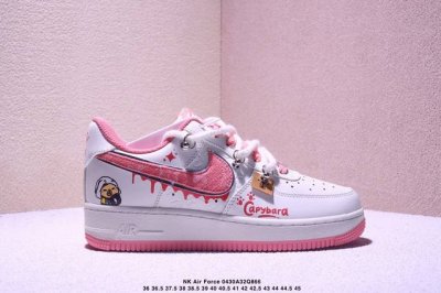 公司级Nk Air Force 1′07 Low 空军一号低帮百搭休闲运动板鞋 Df0188-042 柔软、弹性十足的缓震性能和出色的中底设计 横跨复古与现代的