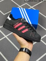 130 阿迪达斯Adidas三叶草 Originals Superstar 贝壳头经典百搭休闲运动板鞋 货号：Eg4957 D18180528 Size:35～