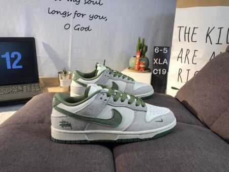 Nike 耐克 男女鞋真标半码制，全新版更新数据窄楦翘头版型，采用固色猪巴革鞋面材质，缜密拉帮中底布，鞋垫嵌eva缓震物料及背胶，全新窄版翘头耐磨橡胶大底创意定 - 点击图像关闭