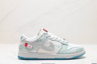 公司级耐克Nike Dunk Low 扣篮系列 复古低帮休闲运动滑板板鞋 采用脚感柔软舒适Zoomair气垫 有效吸收滑板等极限运动在落地时带来的冲击力 为街头