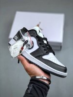 Nike Air Jordan 1 Low”定制配色“ 公司级aj1乔丹一代系列低帮经典复古文化休闲运动篮球鞋 货号：Dc0774-101 尺码：36-46 半