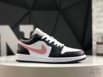 真标带半码 耐克 乔丹 Air Jordan 1 Low Aj1低帮系列篮球鞋 官方同步配色 原装级产物 #拒绝公底 立体鞋型 细节完美 高清洁度 货号：553