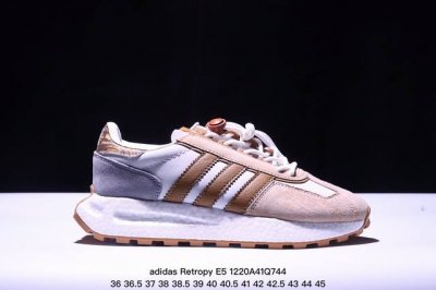 阿迪达斯adidas Originals Retropy E5 爆米花速度轻盈复古系列百搭透气休闲运动慢跑鞋。全新boost轻量缓震鞋底材质# 轻盈又不失动感