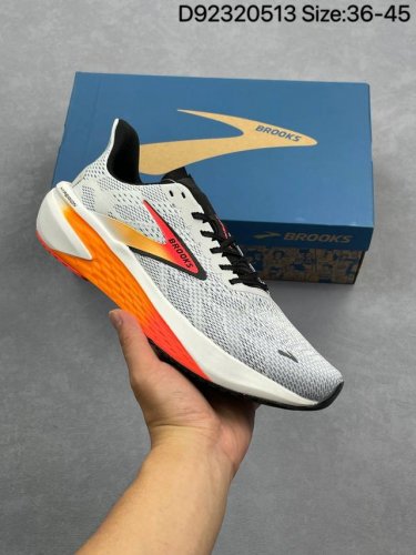 brooks 布鲁克斯 Glycerin Max 超弹轻盈跑步鞋 实拍首发 低帮透气缓震支撑休闲运动慢跑鞋 采用改进工程空气网眼组合热熔工艺 鞋面材质搭载Dna