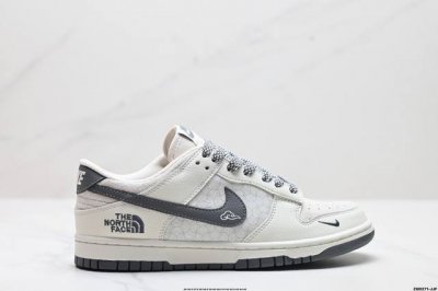 公司级Nk Dunk Low Retro “Diy高端定制” 低帮休闲运动板鞋 原装头层材料 用料绝不含糊 独家版型蒸餾加工帶來的是更好的视觉和脚感体验 清洁度