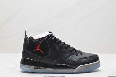 公司级耐克nike Air Jordan Courtside 23迈克尔 乔丹aj3代简版中帮复古休闲运动文化篮球鞋 货号:Fq6861-121 尺码:36 3