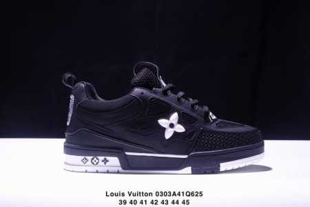 180 Louis Vuitton Trainer Sneaker 路易威登低帮休闲鞋 艺术总监 Virgil Abloh 设计的路易威登手写标识则于侧面彰显品 - 点击图像关闭