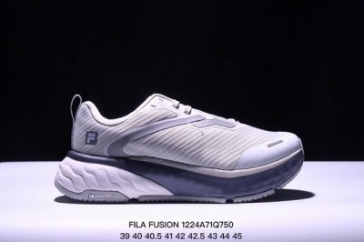 公司级fila 斐乐百年运动时尚品牌fla创建于1911年意大利biella小镇，是fila兄弟创立的一家纺织和针织的服装品牌。百年来，Fla已经成长为世界知名