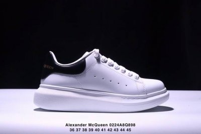 真标意大利高奢品牌Alexander Mcqueen亚历山大 麦昆 Sole Leather Sneakers低帮时装厚底休闲运动小白鞋 货号:553770 W