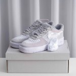 核心私 Air Force 1 原装级别 原楦头原纸板 打造纯正空军版型专注外贸渠道 全掌内置蜂窝气垫 原盒配件 原厂中底钢印、拉帮完美 货号：Ci005 0