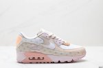 真标Nike Air Max 90 初代复古气垫百搭休闲运动慢跑鞋复古小气垫史上第一双可视气垫跑鞋 凭借着 Air Max 气垫带来的舒适脚感和鞋面面料上的不断