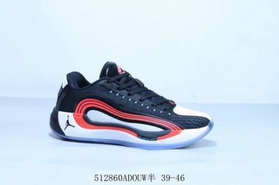 耐克Nike Air Jordan Luka 1 pf Black White 东契奇1代签名战靴低帮休闲运动篮球鞋 货号 Hf0824-001 512860A