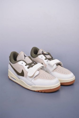 Air Jordan Legacy 312 经典配色 官方货号：Ib8856 1212229 有着交错结合的设计，它的名字就展现出它所包含的鞋款元素，312 分
