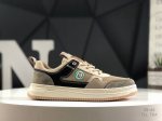 250 【Gucci】古驰今年最新款男鞋 香港-专柜同步 全品相 顶级进口材料 极为亲肤舒适 摸上去非常的细腻 版型上很正 进口牛皮+真皮内里+几何构图案 奢华