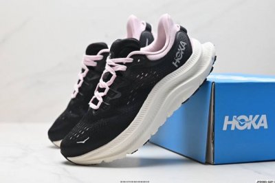 公司级小红书推荐hoka M Kawana 2 全新配色 这个品牌来自于新西兰的毛利语，Hoka表示大地，One One表示飞越，连起来就是飞越地平线，One