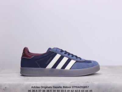Adidas Originals Gazelle Indoor 三叶草休闲防滑耐磨低帮板鞋 鞋头出色设计 塑就出众贴合感 稳固的后跟贴合足部曲线设计 软弹舒适