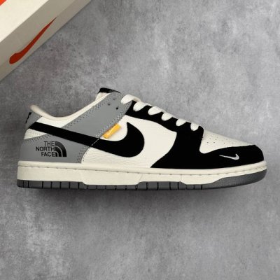 本地 核心私 The North Face X Nike Dunk Sb Low 北面 X 耐克 Sb 联名黑白灰 低帮休闲运动板鞋 鞋身整体以米白色皮革打造，