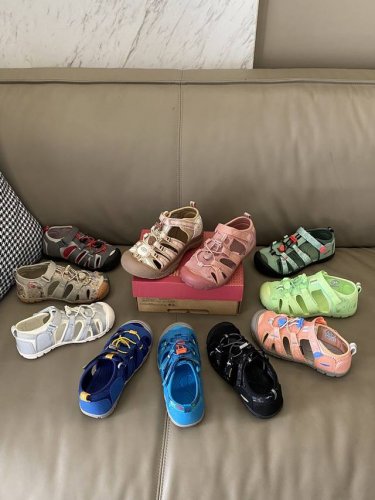 原图直出 keen 儿童溯溪两穿凉鞋二代 踩屎感鞋垫有足弓支撑软缓震而且这双凉鞋真的很抗造怎么穿都不带坏的 主打的就是好看而且质量好