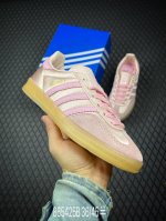 B 公司级Adidas Originals Gazelle Indoor 三叶草休闲防滑耐磨低帮板鞋 鞋头出色设计 塑就出众贴合感 稳固的后跟贴合足部曲线设计